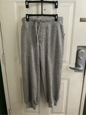 Universal Thread Men's Light Gray Drawstring Joggers